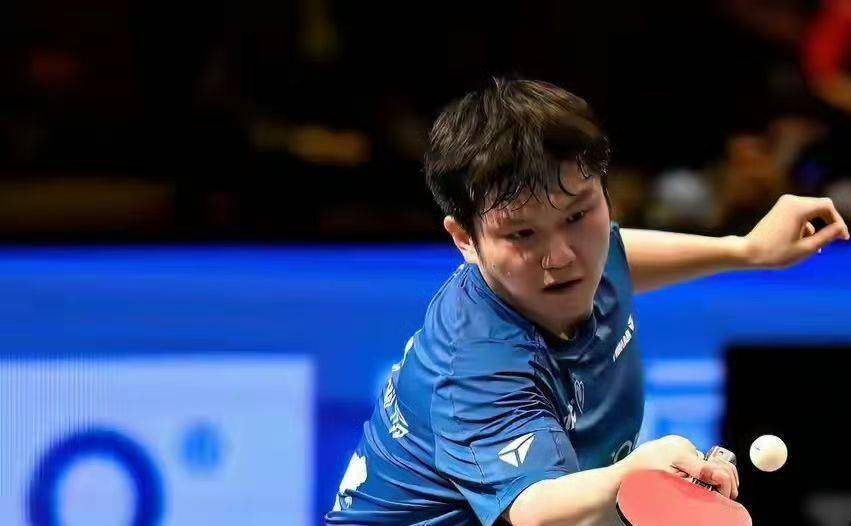 英雄联盟s15-关于德国杯赛程吃紧；上海申花赛前队长鼓劲；气氛紧张；纪律约束更严格的信息