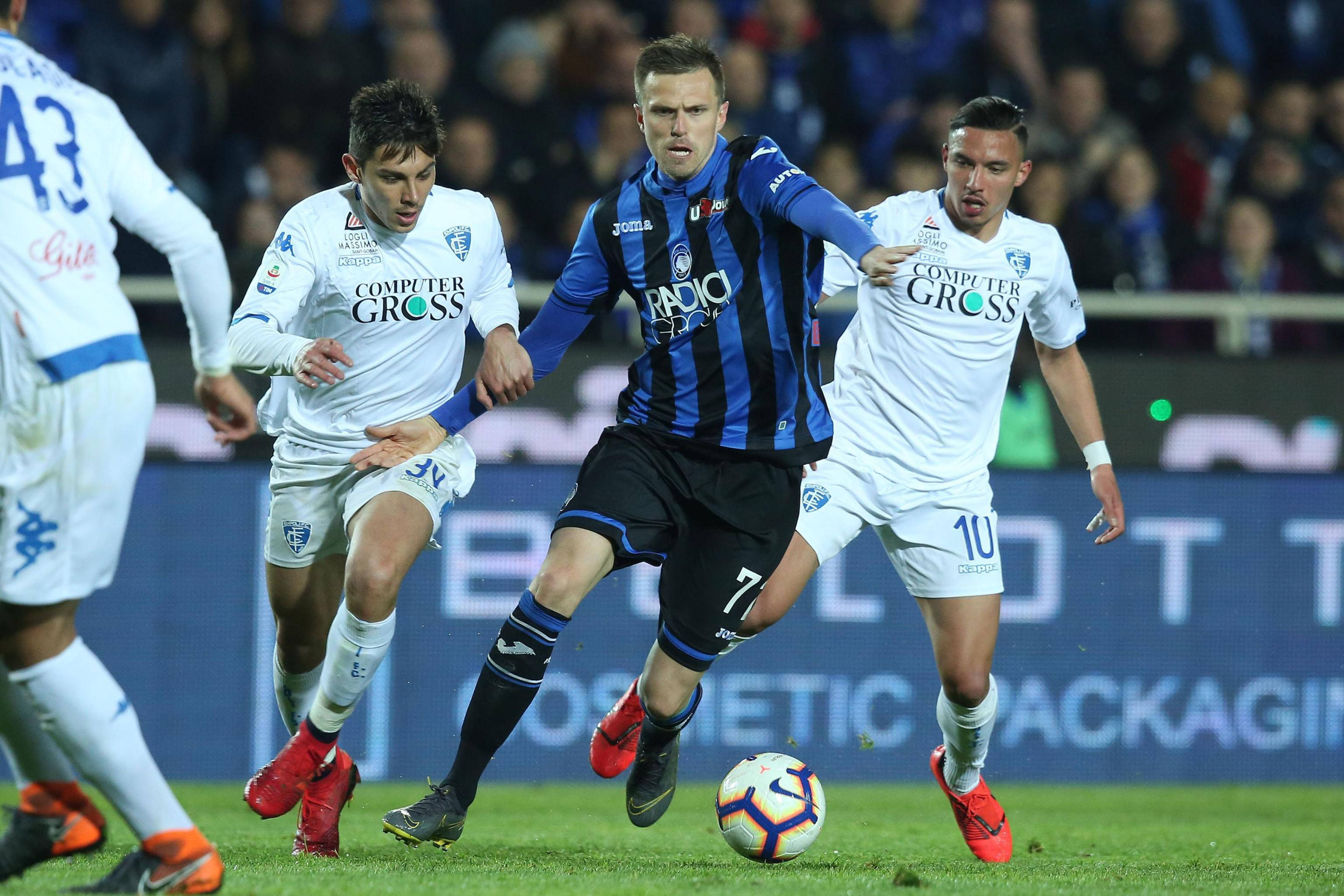 英雄联盟s15-窗口期突围战来临，罗马围绕CBA常规赛状态回暖，媒体盛赞，纪律约束更严格